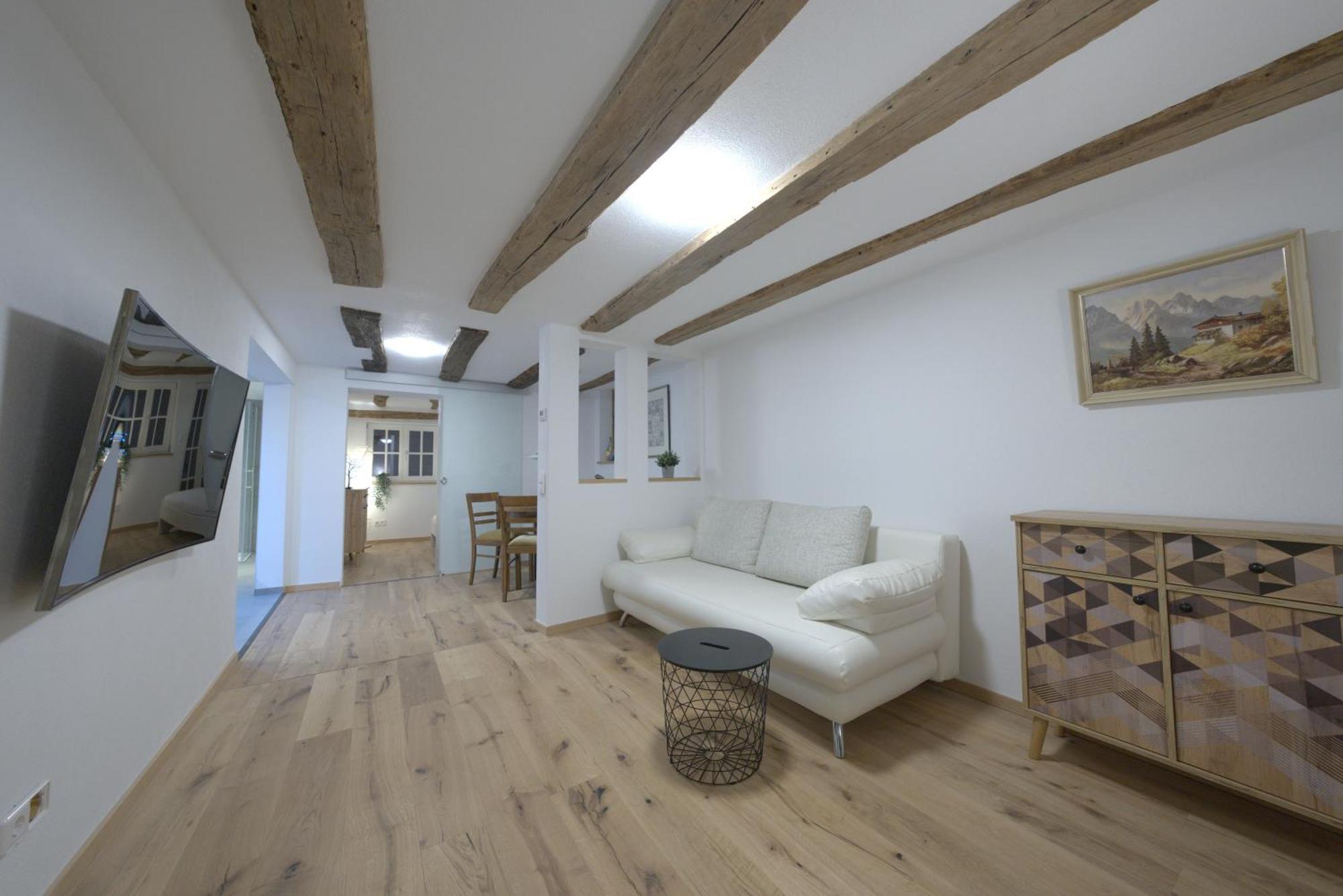 Moderner Altstadt-Diamant Buchen  Exterior photo